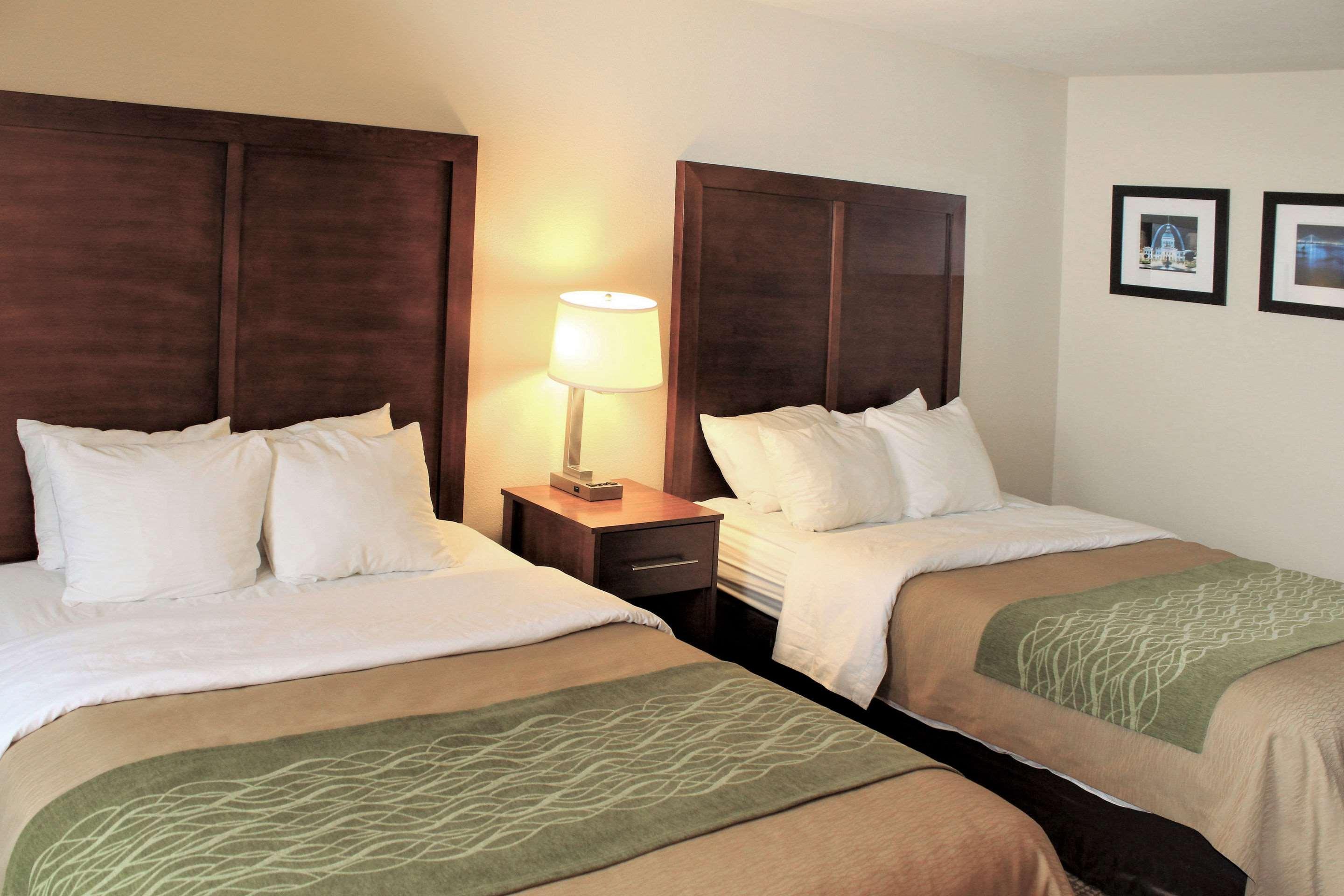 Comfort Inn & Suites St Louis - Chesterfield Exterior photo